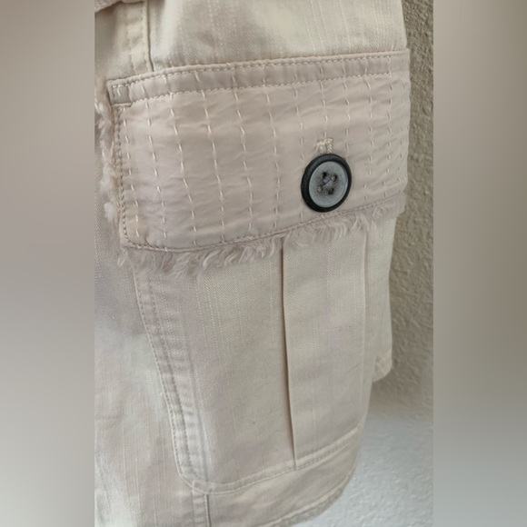 NWOT Sundance Oaklee assymetric button vest. Color Vanilla, size M. 100% cotton. - Picture 5 of 6